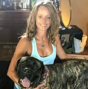 Meet your Posher, Cara